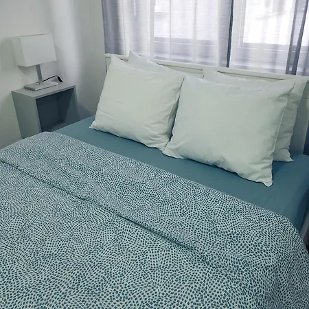 Oota Soko With Parking Garage